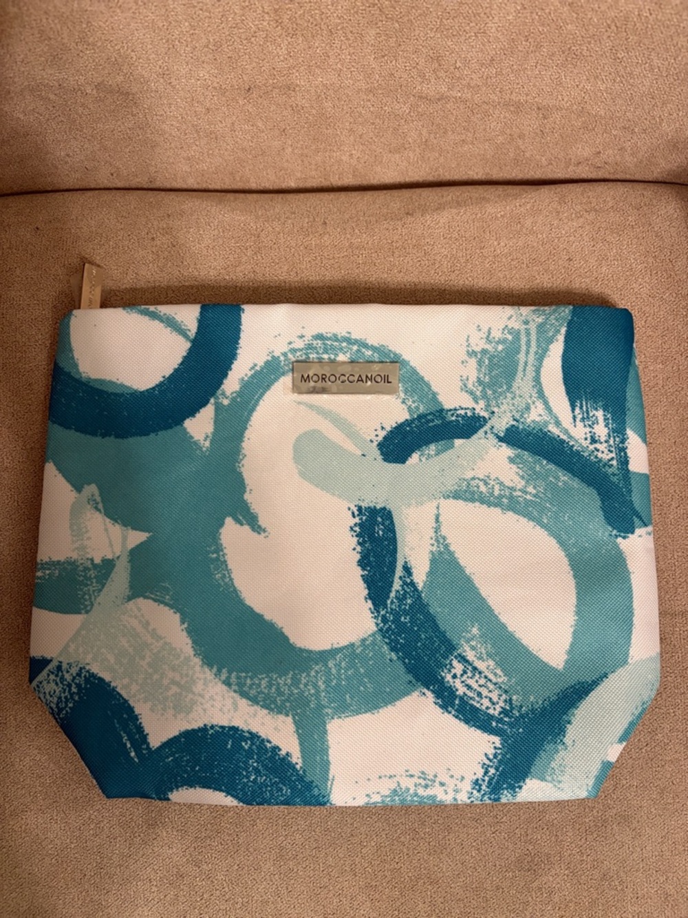 NWT Moroccanoil Teal and White Swirl Cosmetic Pouch